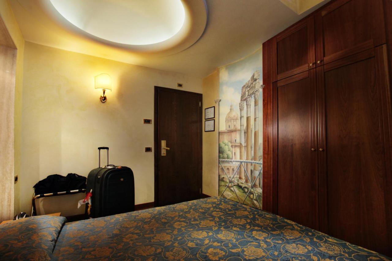 Hs 311 Hotel Rome Bagian luar foto