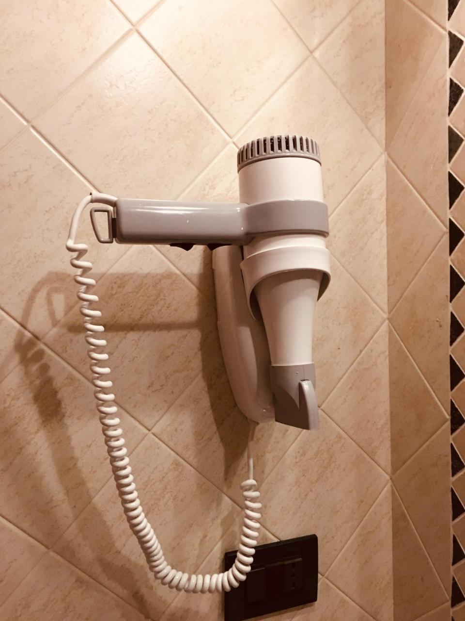 Hs 311 Hotel Rome Bagian luar foto