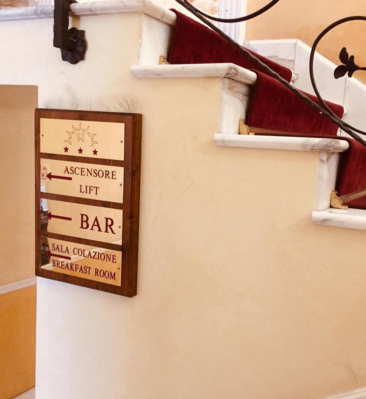 Hs 311 Hotel Rome Bagian luar foto