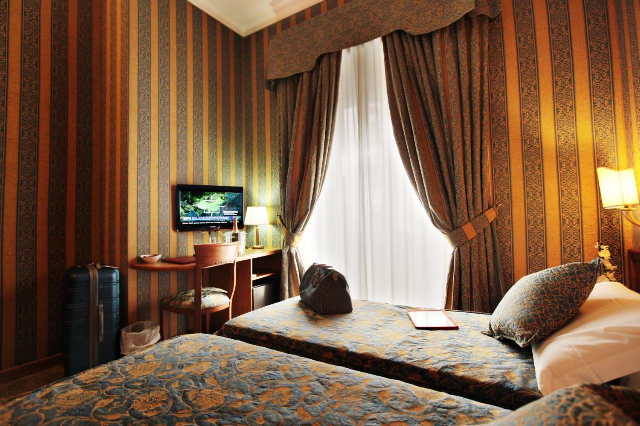 Hs 311 Hotel Rome Bagian luar foto